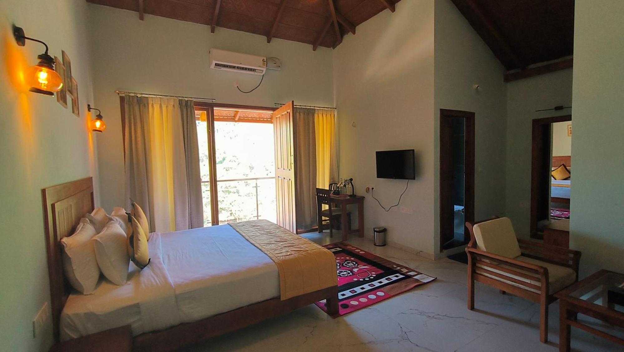 Hill Crest Resort - Coorg Madikeri Exterior foto